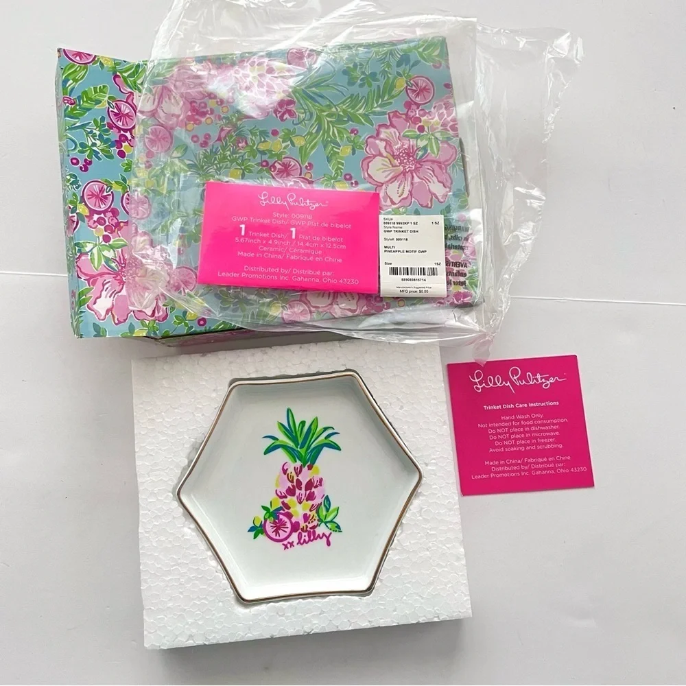 Lilly Pulitzer trinket dish PINEAPPLE motif new in box